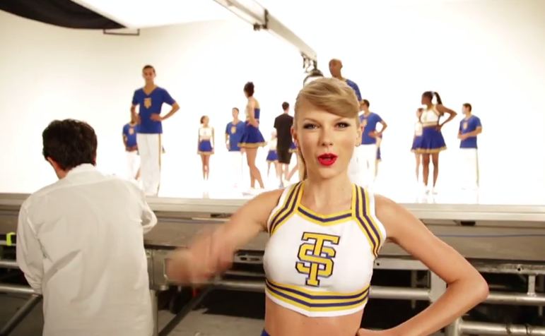 Taylor Swift Shake It Off 