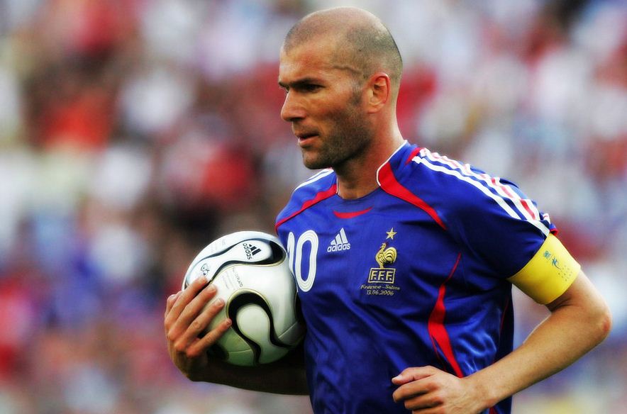 Top 10 Greatest Soccer Players Of All Time 10 Best Players Of Soccer 