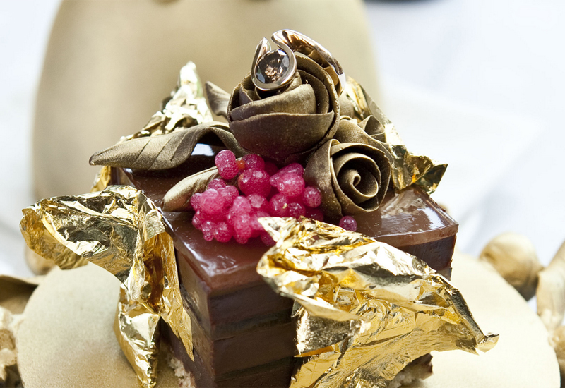 World’s Most Expensive Desserts & Cakes