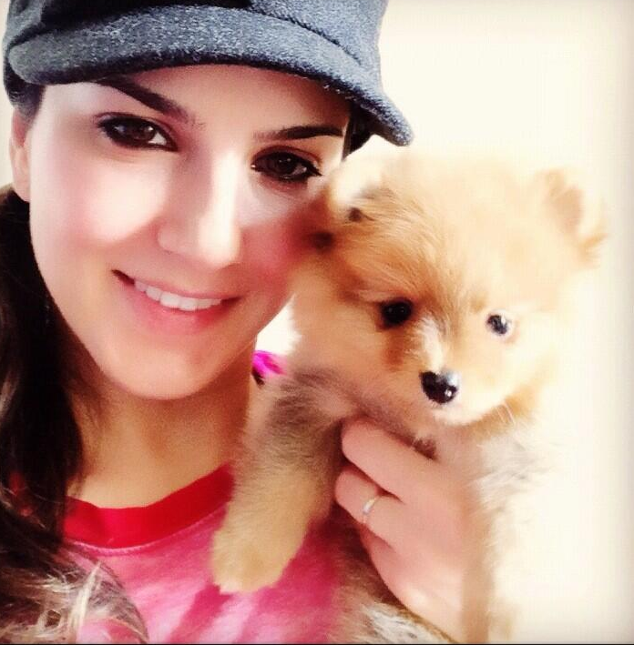 Sunny Leone Full Hd Dog Bf - 15 Sunny Leone's Rare & Unseen Pictures | Childhood & Family Pics ...