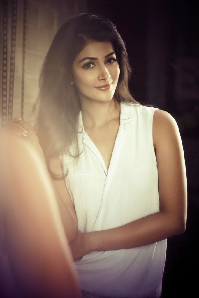 Pooja Hegde Hot & Sexy Photos 20 Unseen Pics Of South