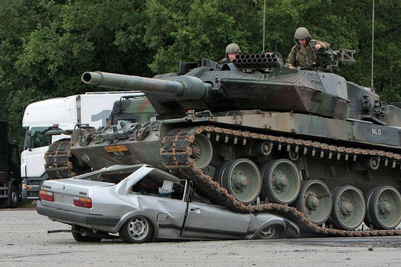 Cool-Photos-Shows-How-German-Tank-Crushe