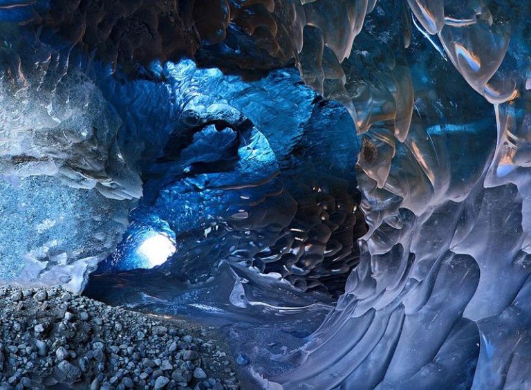 15 photos of Ice Cave of Iceland | Vatnajökull Glacier | Reckon Talk